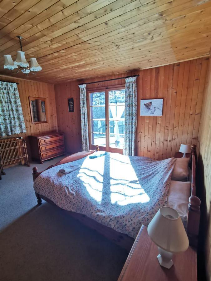 Chalet Traditionnel Avec Jacuzzi Exterieur Bex Exterior foto